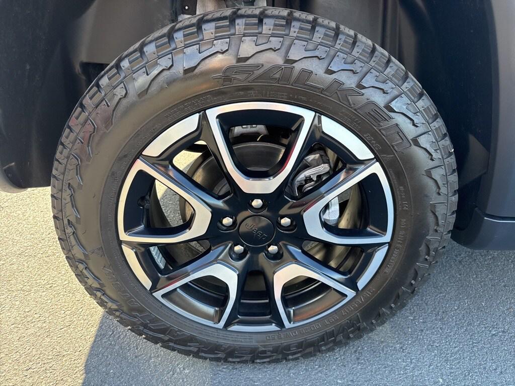 used 2024 Jeep Compass car, priced at $29,990