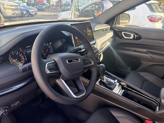 new 2025 Jeep Compass car, priced at $32,355