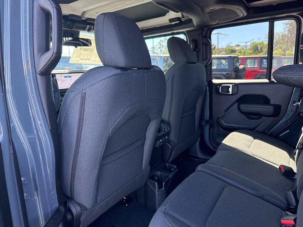 new 2025 Jeep Wrangler car, priced at $58,620