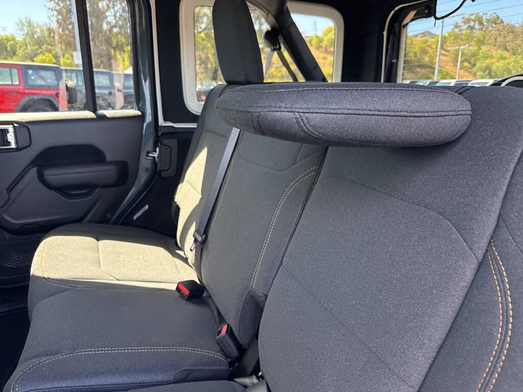 new 2025 Jeep Wrangler car, priced at $58,620