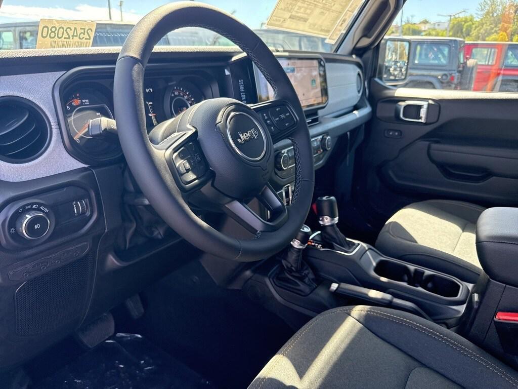 new 2025 Jeep Wrangler car, priced at $58,620