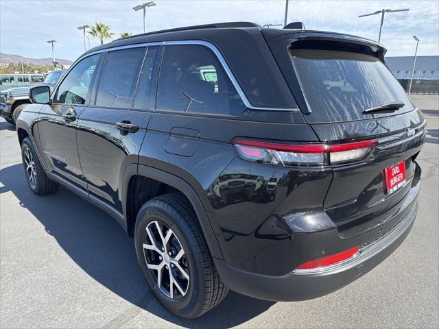 new 2025 Jeep Grand Cherokee car, priced at $45,295