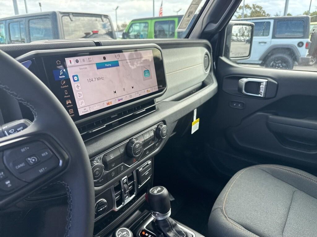 new 2025 Jeep Wrangler car, priced at $45,845