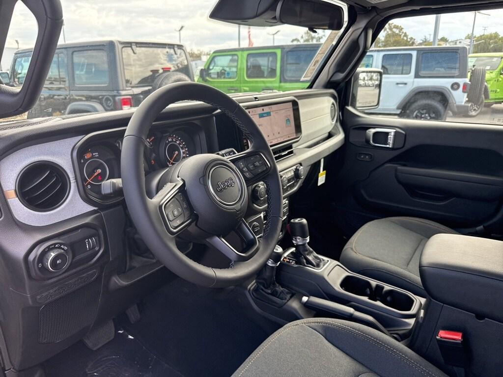 new 2025 Jeep Wrangler car, priced at $45,845
