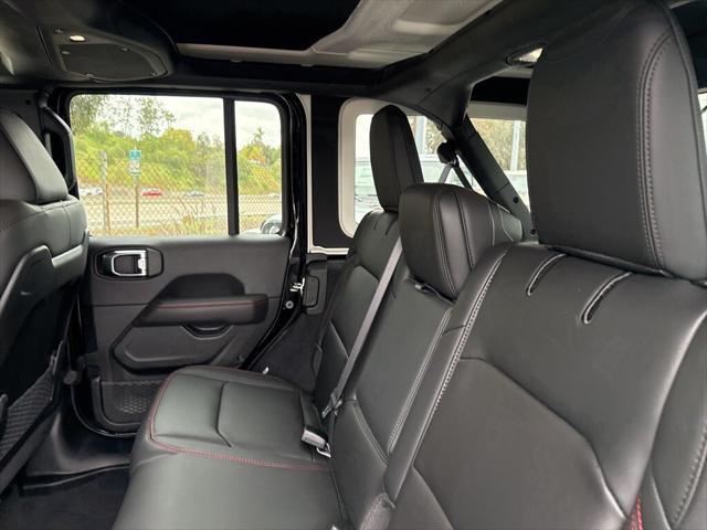new 2025 Jeep Wrangler car, priced at $68,640