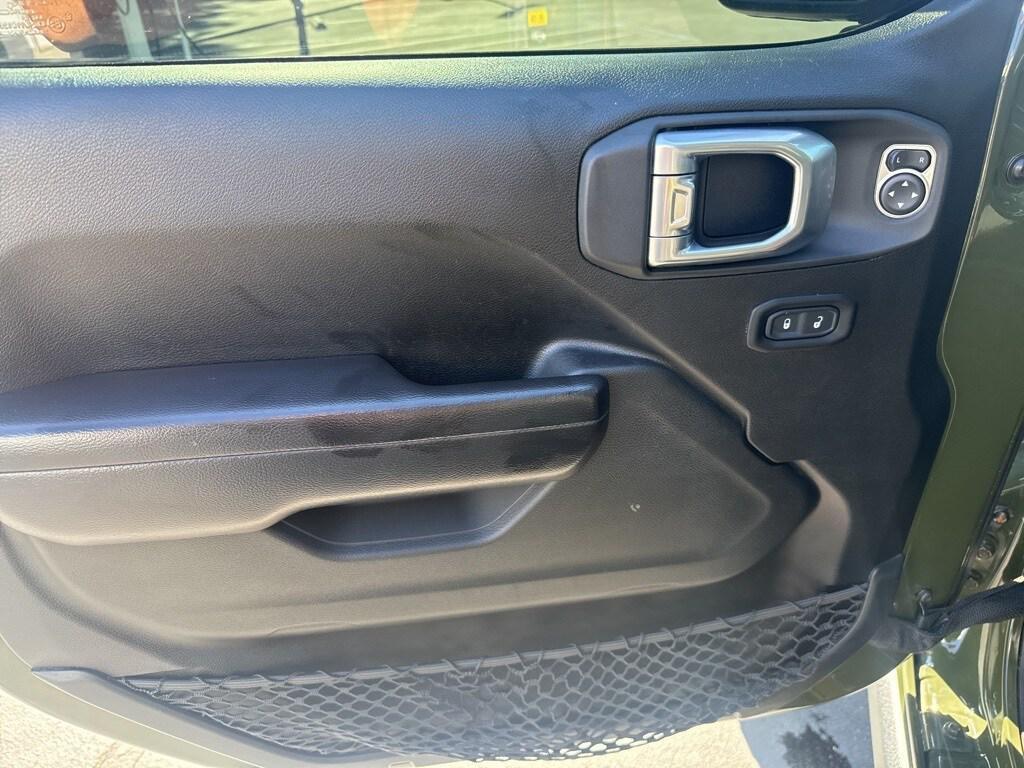 used 2021 Jeep Gladiator car, priced at $37,990