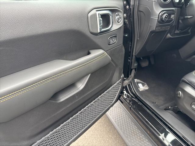 new 2025 Jeep Gladiator car, priced at $50,065