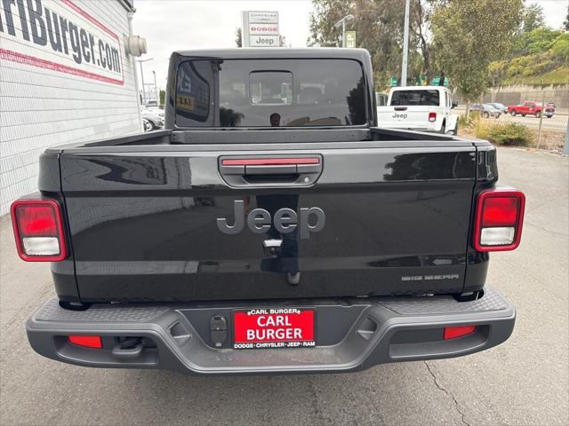 new 2025 Jeep Gladiator car, priced at $50,065