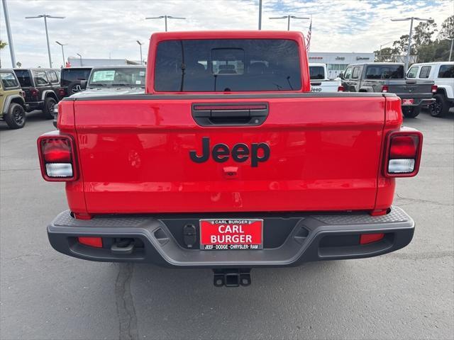 new 2025 Jeep Gladiator car, priced at $43,235