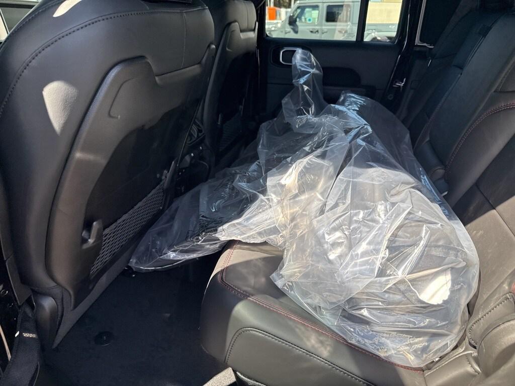 new 2025 Jeep Gladiator car, priced at $59,635