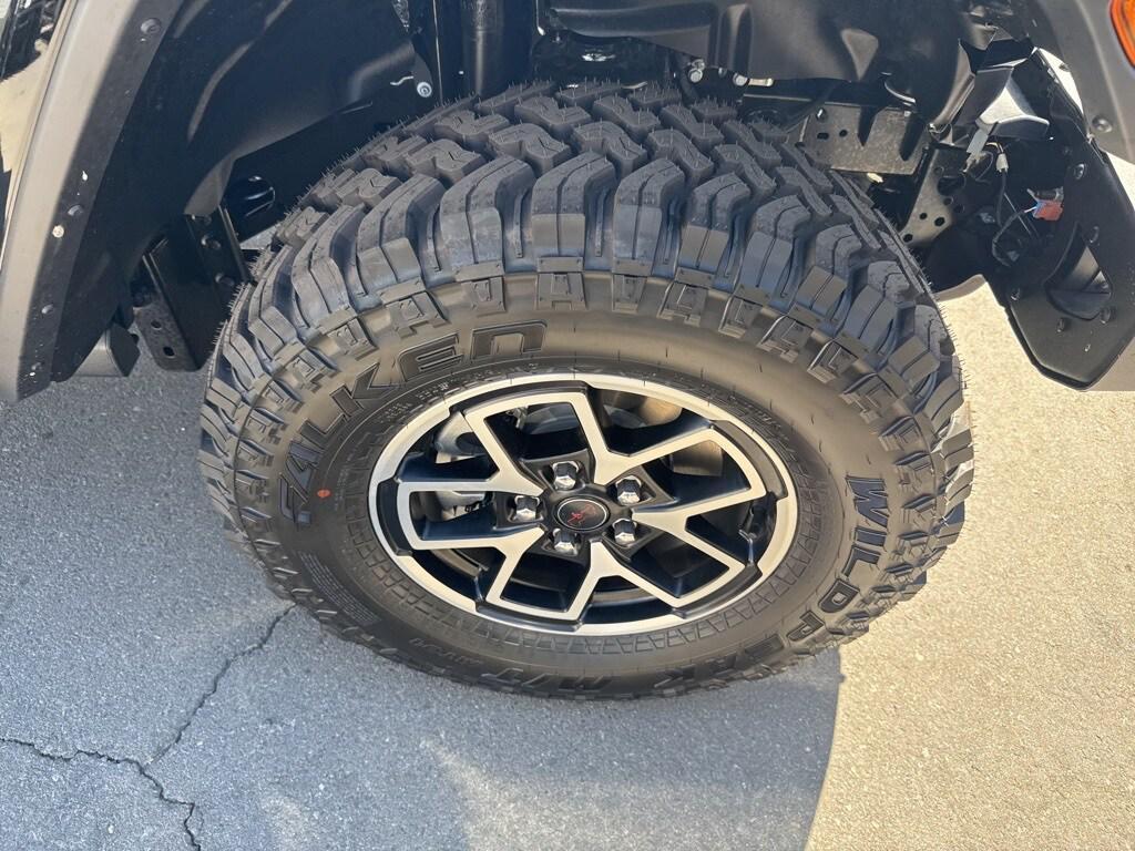 new 2025 Jeep Gladiator car, priced at $59,635