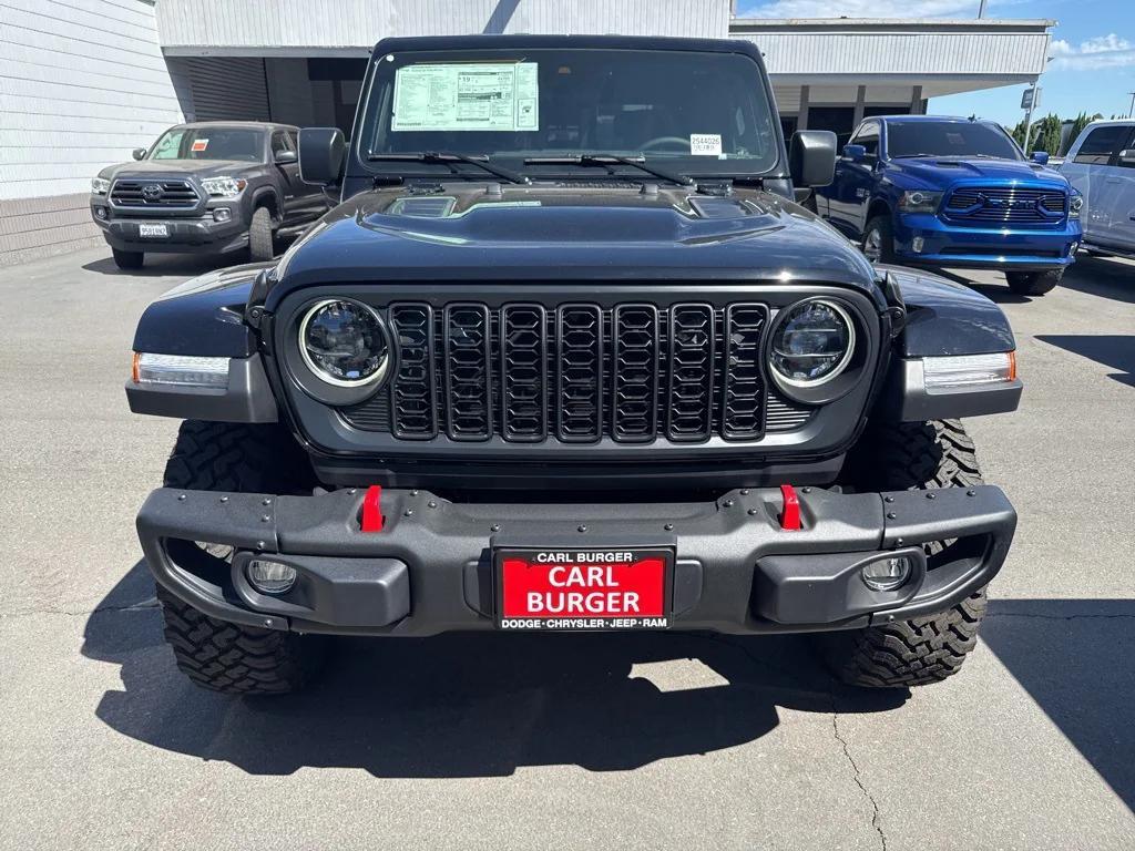 new 2025 Jeep Gladiator car, priced at $59,635