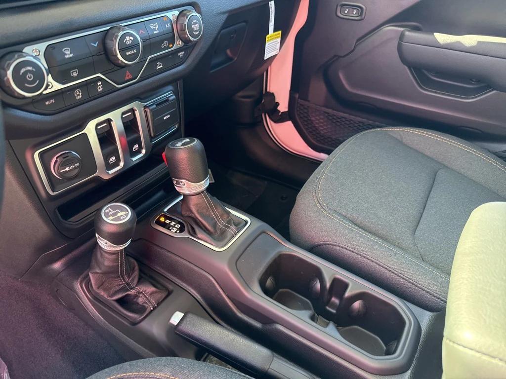 new 2025 Jeep Wrangler car, priced at $36,555