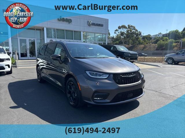 used 2022 Chrysler Pacifica Hybrid car, priced at $34,990