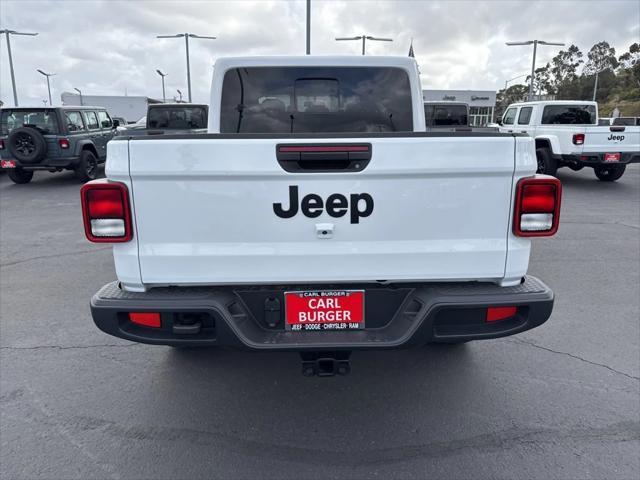 new 2025 Jeep Gladiator car, priced at $42,640