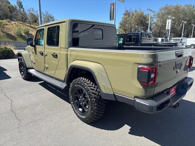 new 2025 Jeep Gladiator car, priced at $52,695