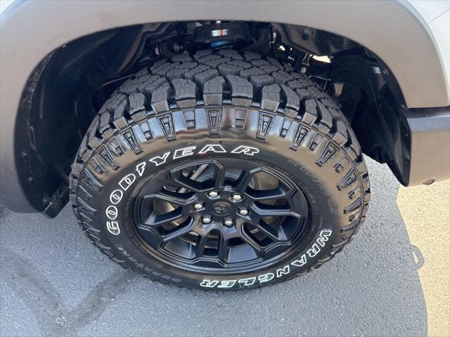 new 2025 Ram 1500 car, priced at $72,615