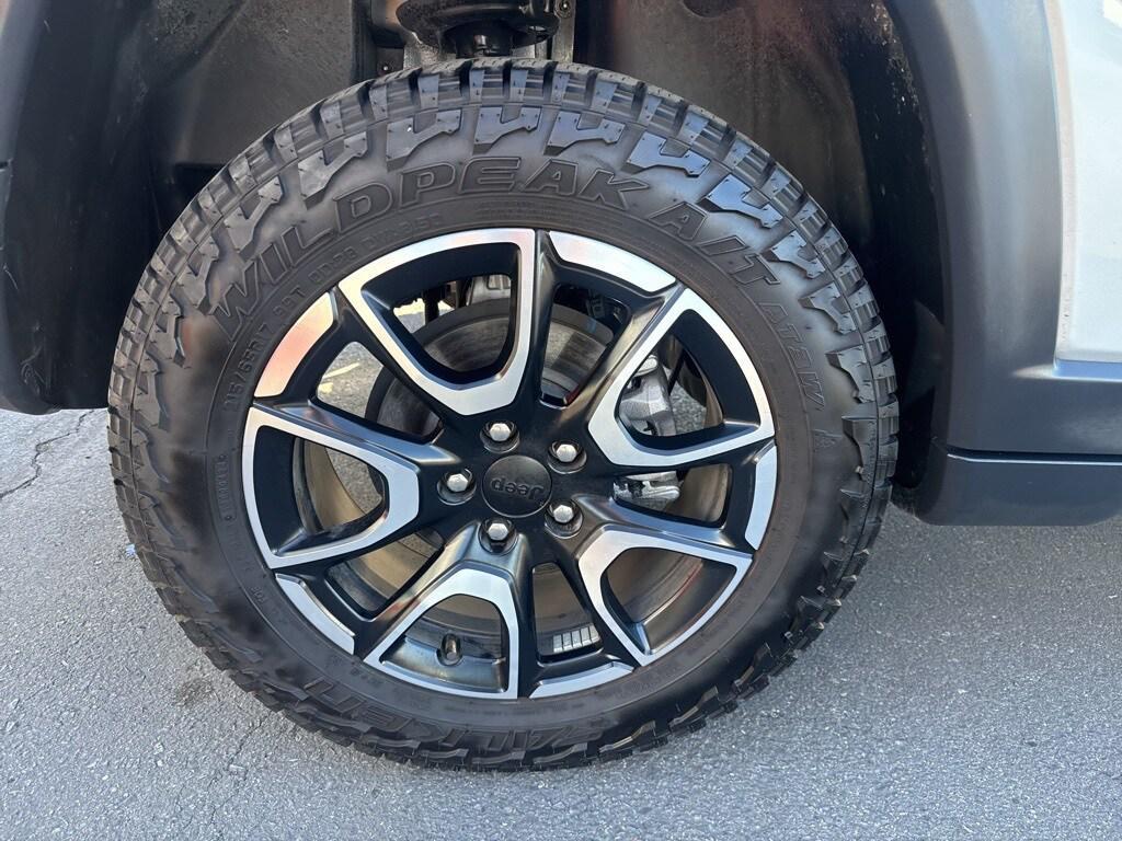 used 2024 Jeep Compass car, priced at $27,990