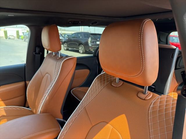 new 2025 Chrysler Pacifica car, priced at $61,780