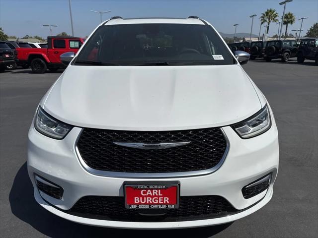 new 2025 Chrysler Pacifica car, priced at $61,780