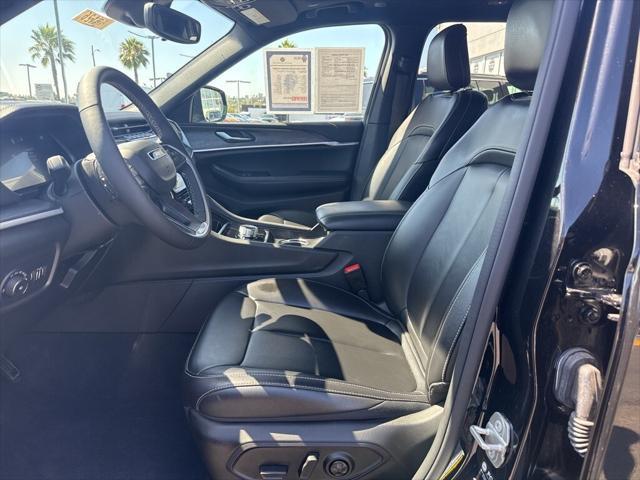 used 2024 Jeep Grand Cherokee car, priced at $42,990