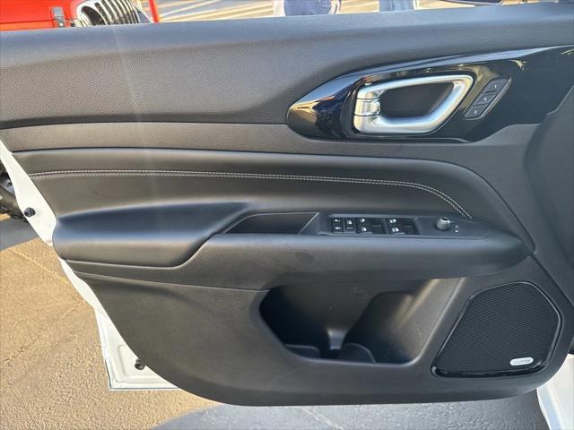 used 2023 Jeep Compass car, priced at $28,990