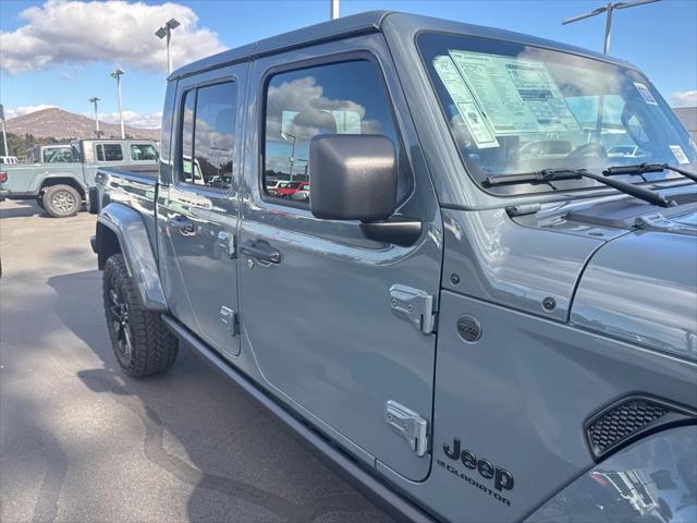 new 2025 Jeep Gladiator car, priced at $45,235