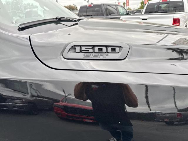 new 2025 Ram 1500 car, priced at $49,960