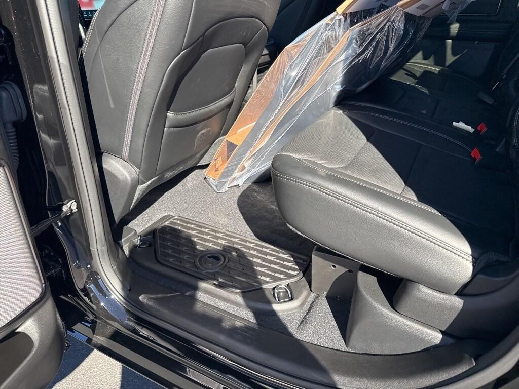 new 2026 Ram 1500 car, priced at $72,560