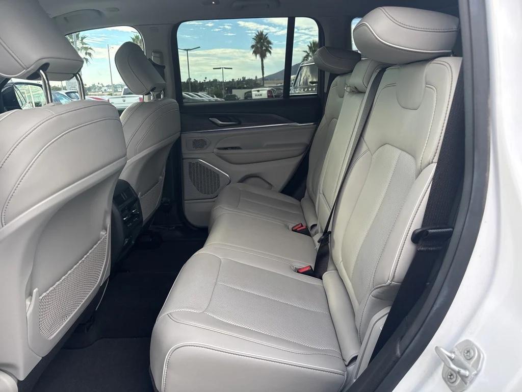 used 2023 Jeep Grand Cherokee car, priced at $39,990
