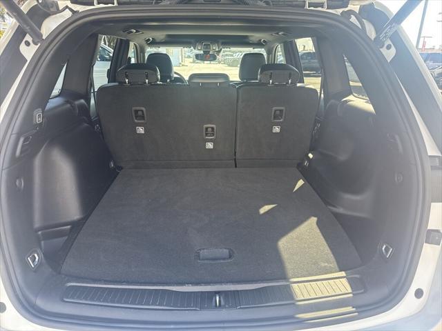 used 2024 Jeep Grand Cherokee car, priced at $38,990