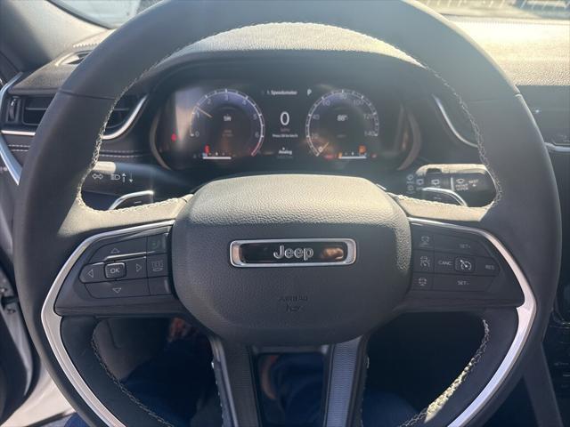 used 2024 Jeep Grand Cherokee car, priced at $38,990