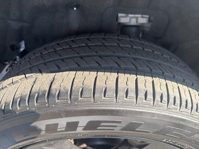 used 2024 Jeep Grand Cherokee car, priced at $38,990