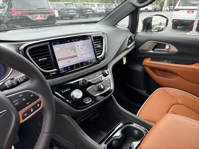 new 2025 Chrysler Pacifica car, priced at $61,780
