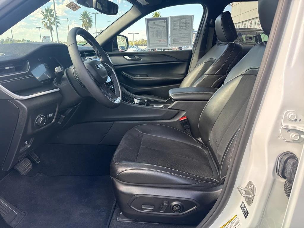 used 2024 Jeep Grand Cherokee L car, priced at $33,990