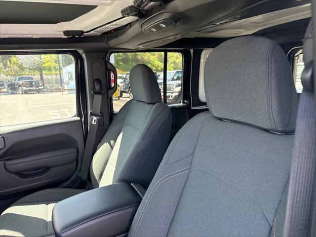 new 2025 Jeep Wrangler car, priced at $51,125