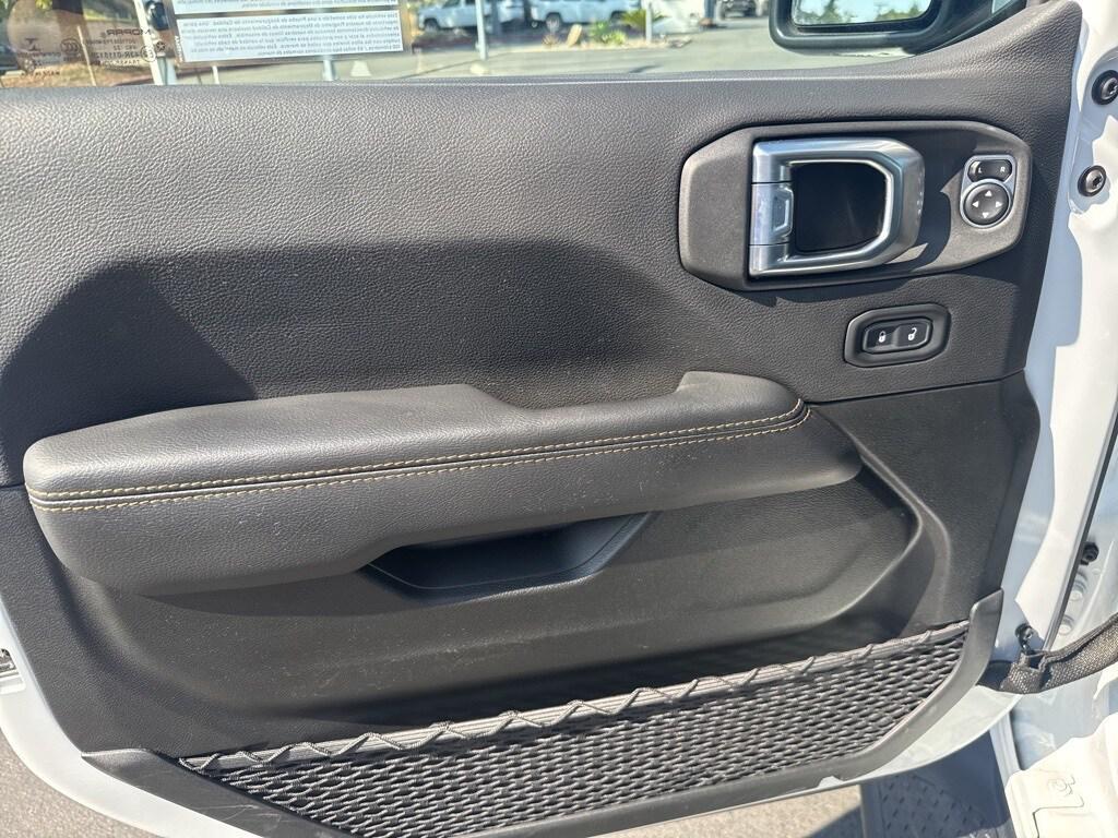 used 2022 Jeep Gladiator car, priced at $41,990