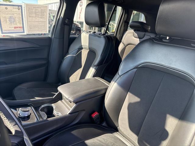used 2024 Jeep Grand Cherokee car, priced at $39,990