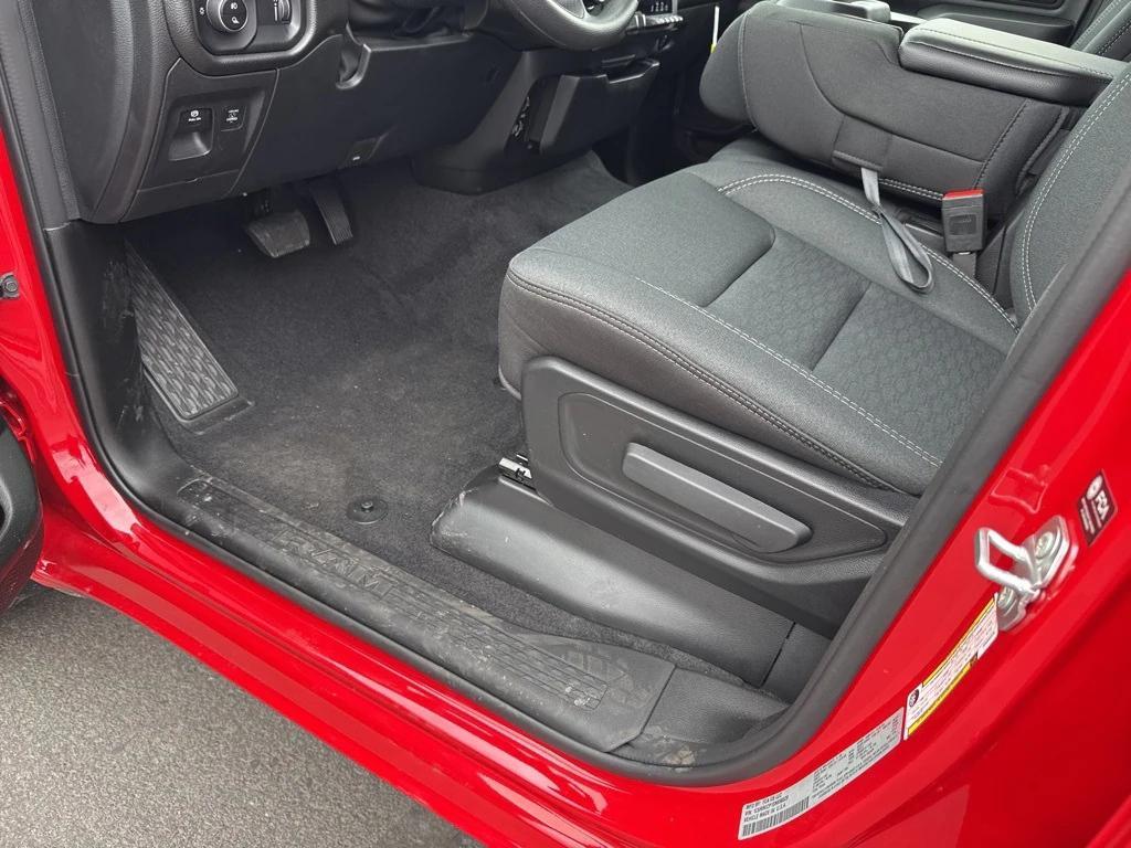 new 2025 Ram 1500 car, priced at $48,660