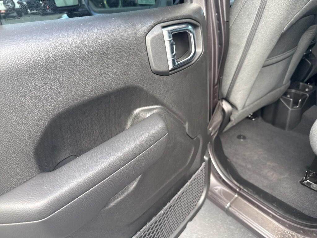 new 2025 Jeep Wrangler car, priced at $45,750