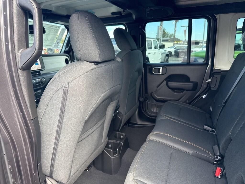 new 2025 Jeep Wrangler car, priced at $45,750