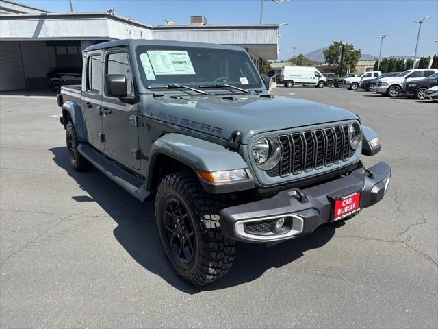 new 2025 Jeep Gladiator car, priced at $50,065