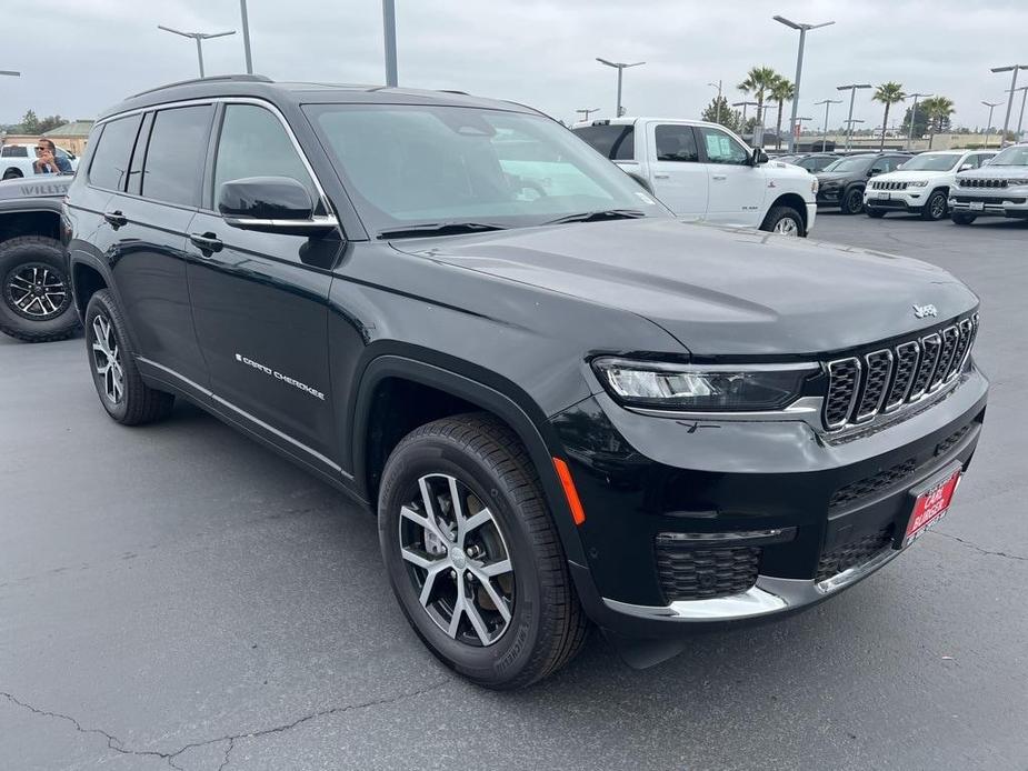 new 2024 Jeep Grand Cherokee L car, priced at $51,585