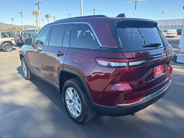 new 2025 Jeep Grand Cherokee car, priced at $37,175