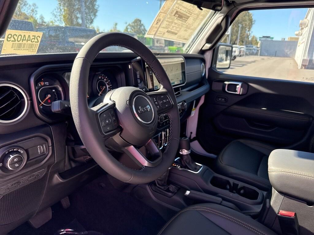 new 2025 Jeep Gladiator car, priced at $48,100