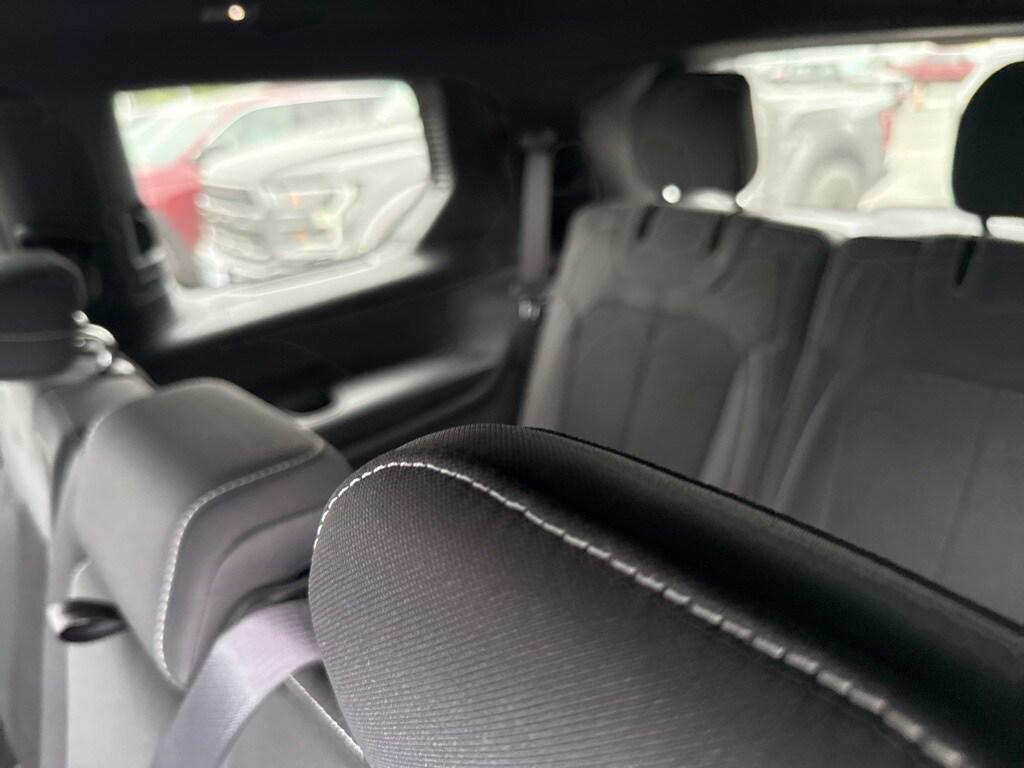 new 2025 Jeep Grand Cherokee L car, priced at $42,875