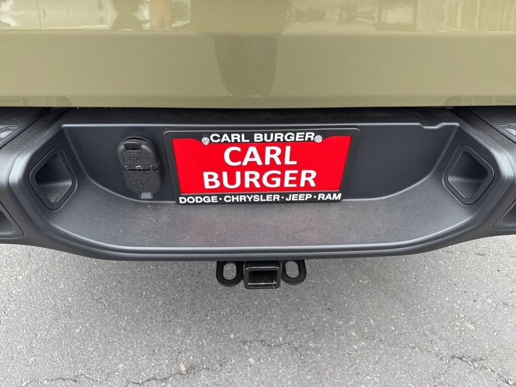 new 2025 Jeep Gladiator car, priced at $60,635