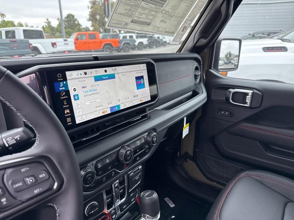 new 2025 Jeep Gladiator car, priced at $60,635