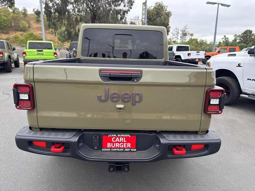 new 2025 Jeep Gladiator car, priced at $60,635
