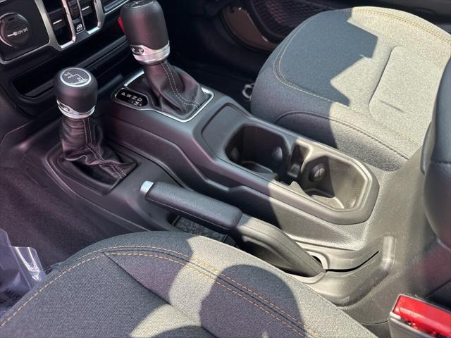 new 2025 Jeep Gladiator car, priced at $46,035